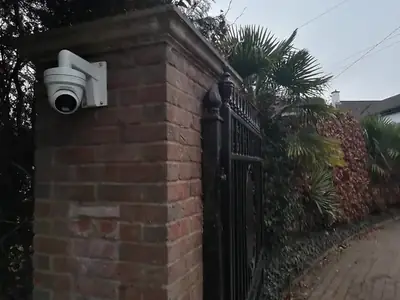 Barton-le-Clay security view 4