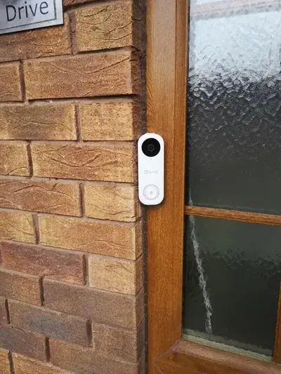 Doorbell installation Luton
